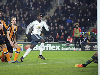 Manchester United reach EFL Cu...